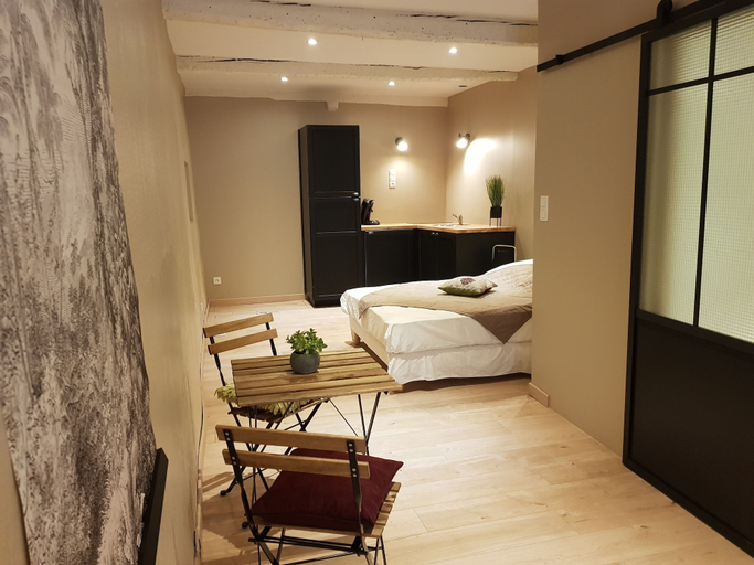 Bedroom 3, Operappart, Var