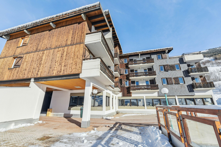 Exterior & Views 2, hotel Turan, Isère
