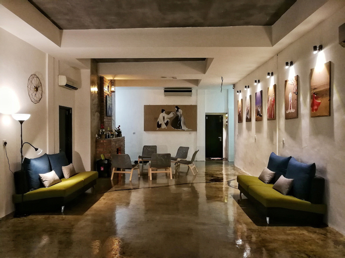 Public Area 2, Beds In Garden Hostel Sdn Bhd, Kinta