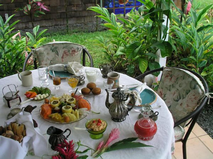 Food & Drinks 4, Lava Tree Tropic Inn, Hawaii