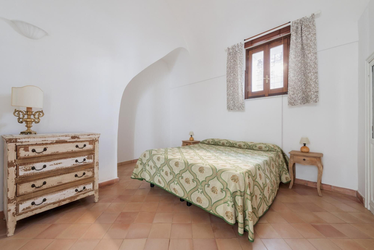 Bedroom 3, Villa Panorama - Garden Overlooking the sea and Sauna, Salerno