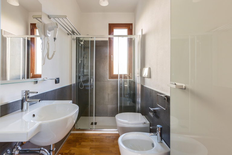 Bathroom 3, Le Dune Villas, Lecce