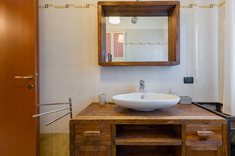 Bathroom 2, Le Volpi in città, Verona