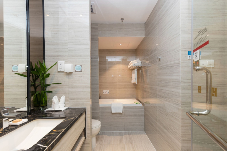 Bathroom 4, Huafa Exhibition Executive Aparthotel, Zhuhai