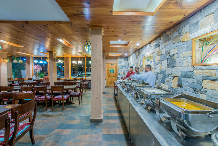 Food & Drinks, Hotel Highland Manali, Kullu