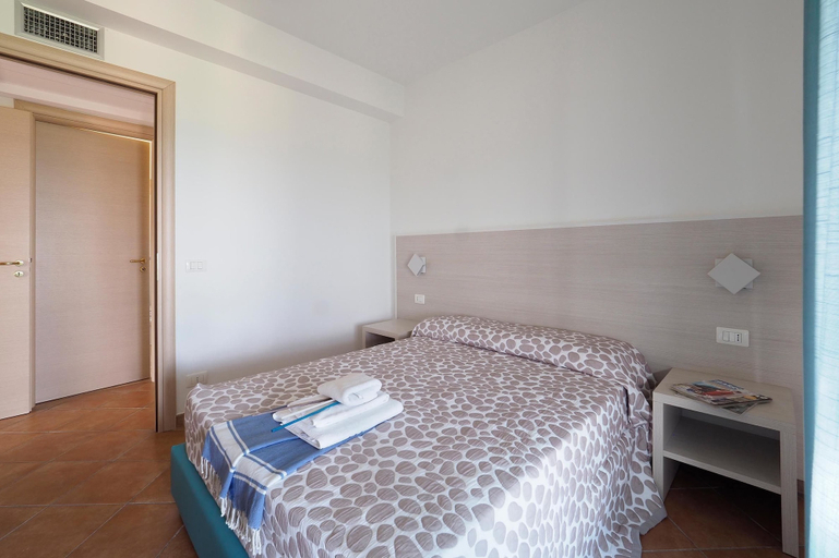 Interior, Cala Sol - Giglio, Ragusa
