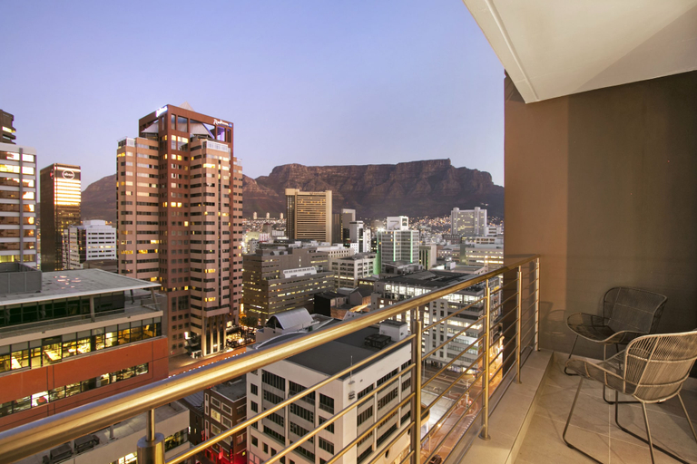 Others 5, 16 On Bree - Unit 2810, City of Cape Town