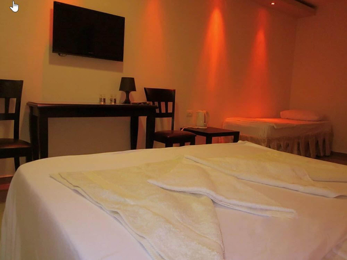 Bedroom 3, Aladdin Hotel