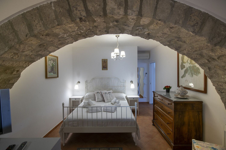 Bedroom 2, Casa Cimino A, Salerno