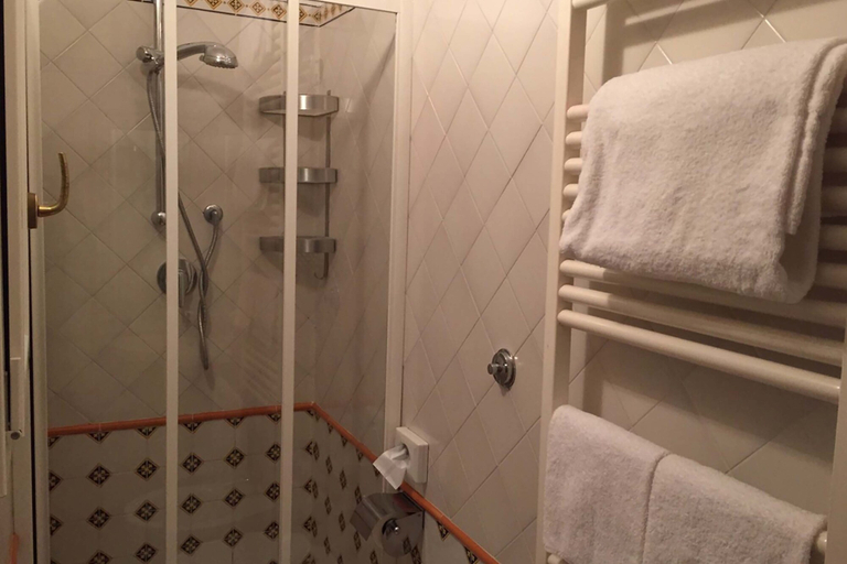 Bathroom 4, Locanda dei Poeti Rooms & Apartments, Florence