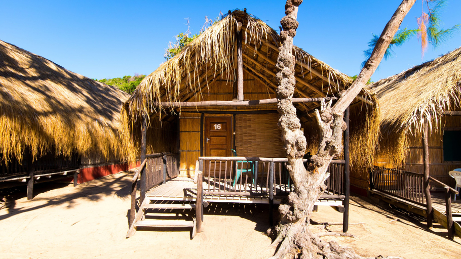 Exterior & Views 2, Casa Barry Beach Lodge, Jangamo