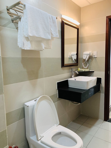 Bathroom 5, TRAN LONG BINH DUONG, Ho Chi Minh City