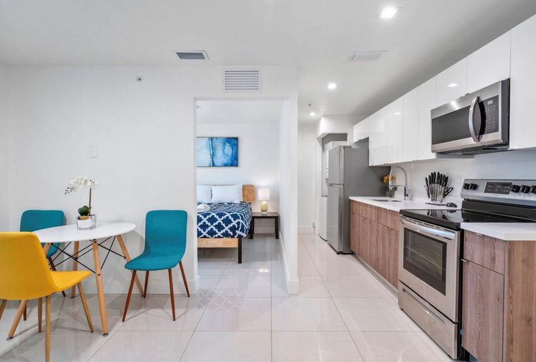 Others 4, Miami Suite 101, Miami-Dade