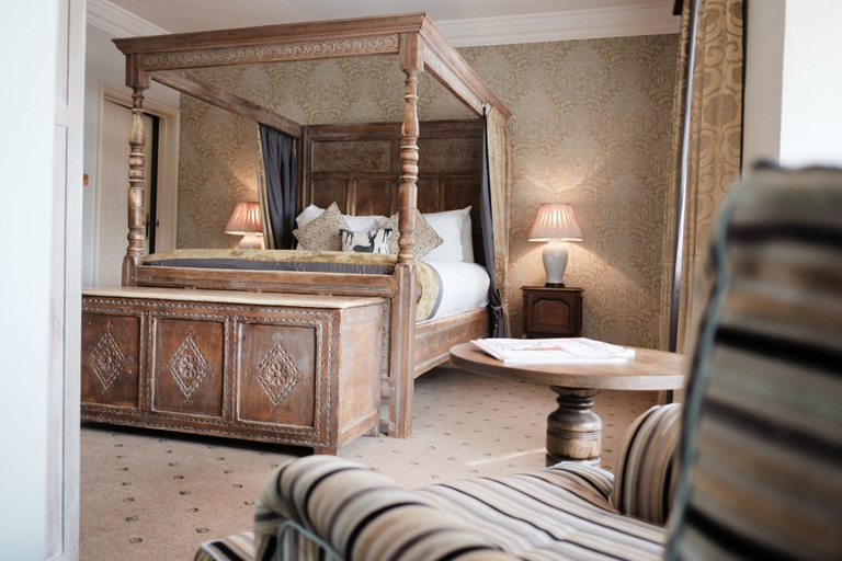 Bedroom 3, The White Hart Hotel, London