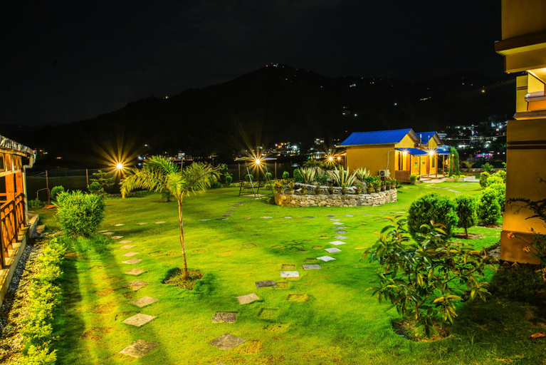 Others 5, Hotel Lakefront, Gandaki