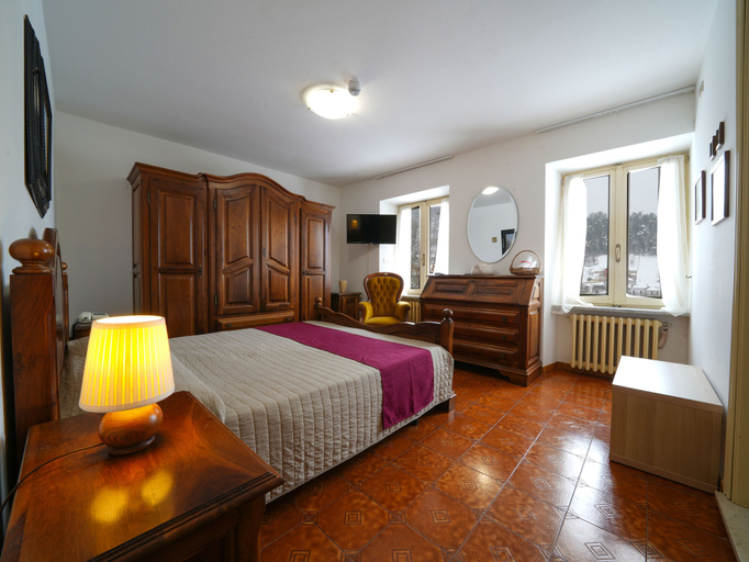 Bedroom 3, Hotel Skilift, Cuneo