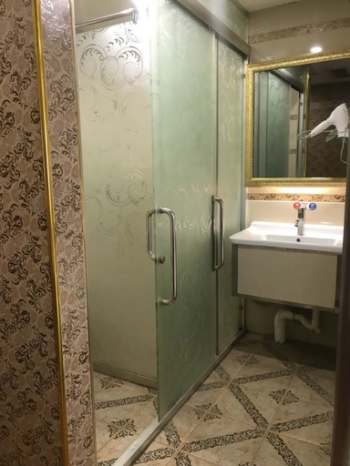 Bathroom 2, Guangzhou Meiling Hotel, Guangzhou