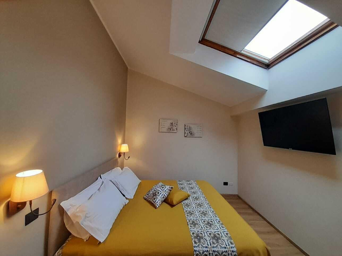 Bedroom 5, Santoro Country House, Catania