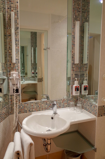 Bathroom 4, Hotel Sachsenhof Berlin, Berlin