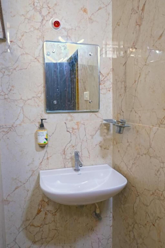 Bathroom, Staro Hotel - Hotel In Vijayawada, Krishna