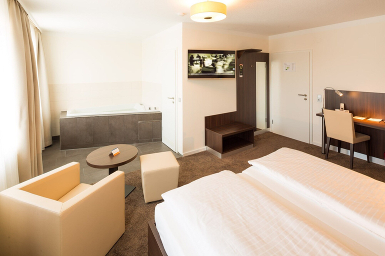 Bedroom 2, Heikotel Hotel Windsor, Hamburg