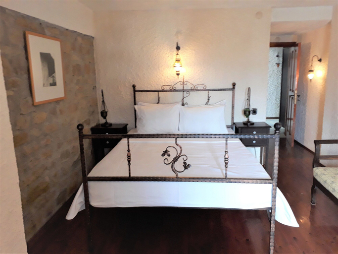 Bedroom 3, Zeydali Hotel, Gökçeada