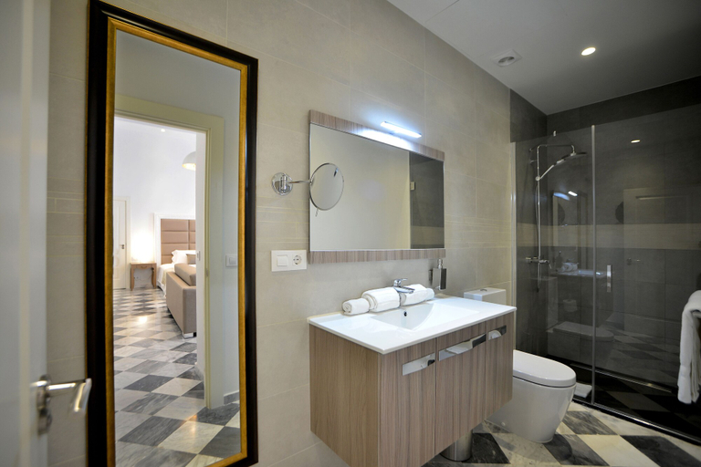 Bathroom 5, El Armador Casa Palacio by Luxury Suites Cádiz, Cádiz
