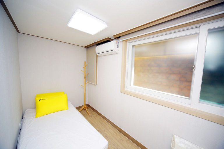 Bedroom 22