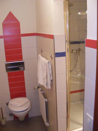 Bathroom 3, Hotel Gasthof Gaum, Biberach