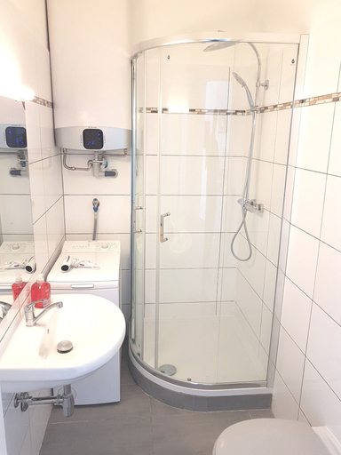 Bathroom 3, Sobieski Town Apartments, Wien