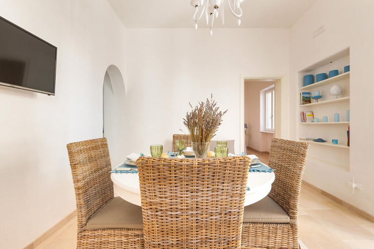 Private kitchen 5, 2196 L`angolo di Dora by Barbarhouse, Brindisi