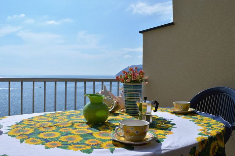Balcony 2, House Agave, Genova