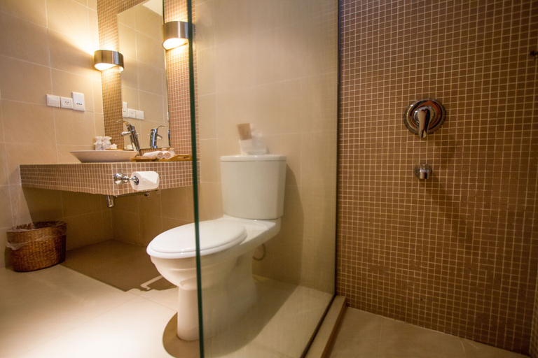 Bathroom 5, Blue Ocean Resort, Phan Thiết