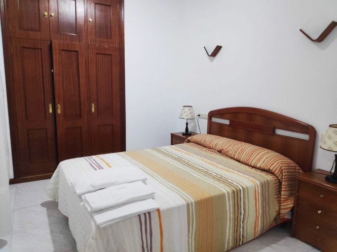 Bedroom 3, Apartamentos Revo Salinas 3000, Pontevedra