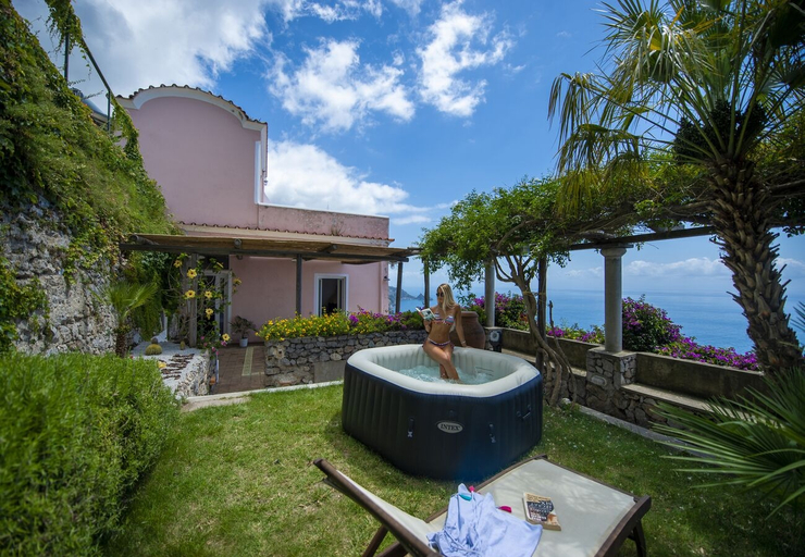 Exterior & Views 2, Casale Fralisa, Salerno
