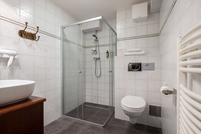 Bathroom 3, Pytloun Chateau Hotel Ctěnice, Praha 19