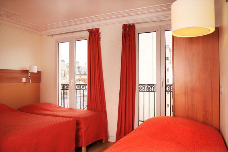 Bedroom 3, Hôtel Marignan, Paris