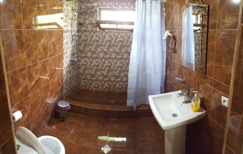 Bathroom, MartVilla, Martvili
