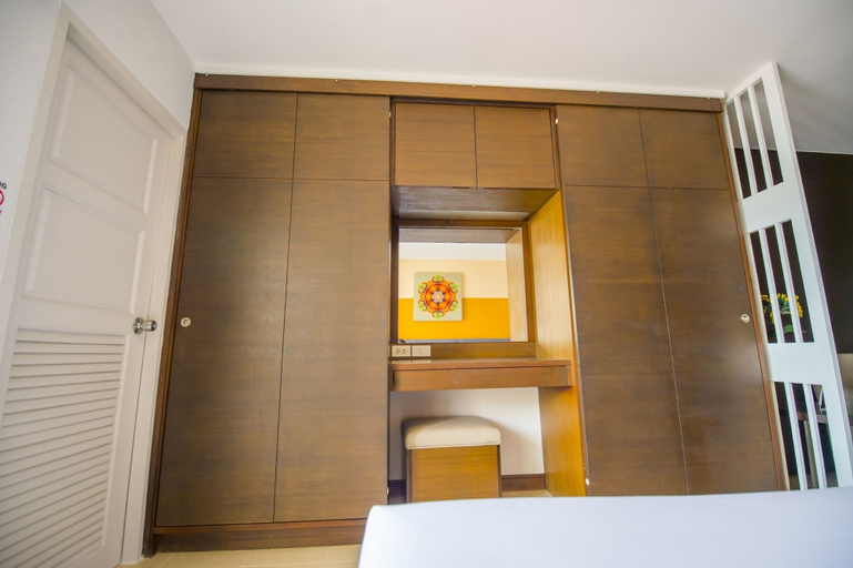 Bedroom 3, Sitara Place Hotel & Serviced Apartment, Din Dang