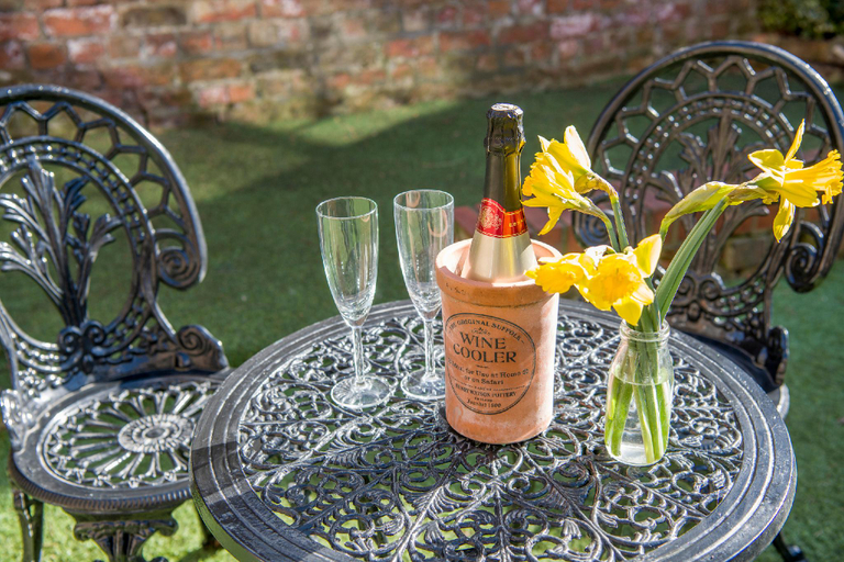 Food & Drinks, The Tansy House on Queen Street, York