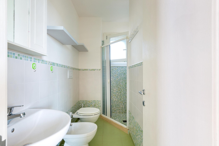 Bathroom 3, 2135 Casetta Milena, Lecce