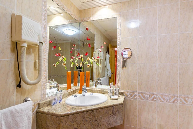 Bathroom 5, Hotel Hospedería Zacatín, Jaén