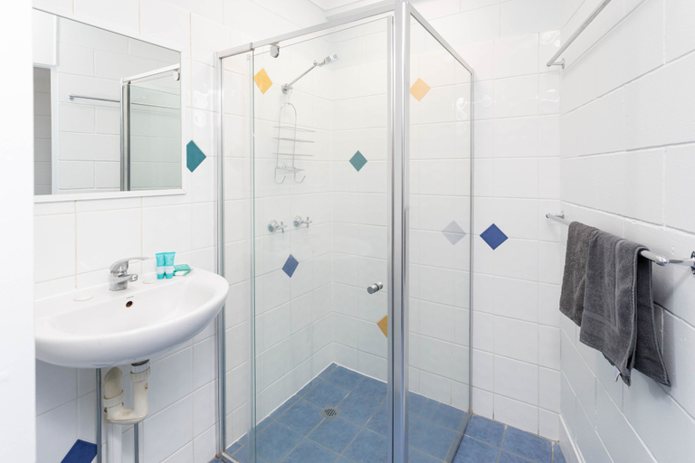 Bathroom 3, Airlie Sun & Sand Accommodation 5, Whitsunday
