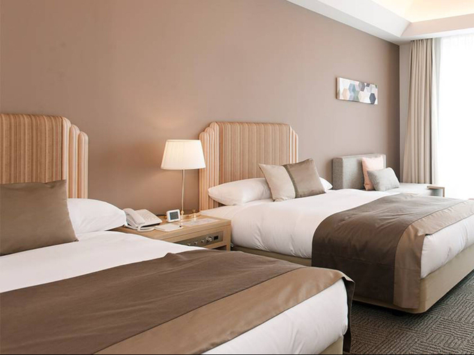 Bedroom 2, Sunhills Hotel, Utsunomiya
