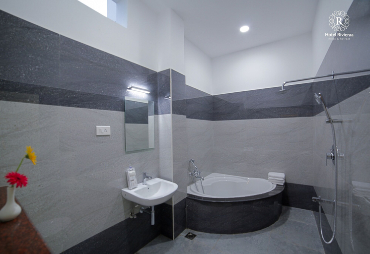 Bathroom, Hotel Rivieraa, Viluppuram