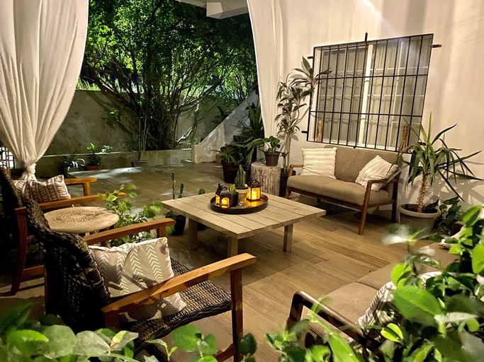 Others 5, Stylish Apartments in Belize City