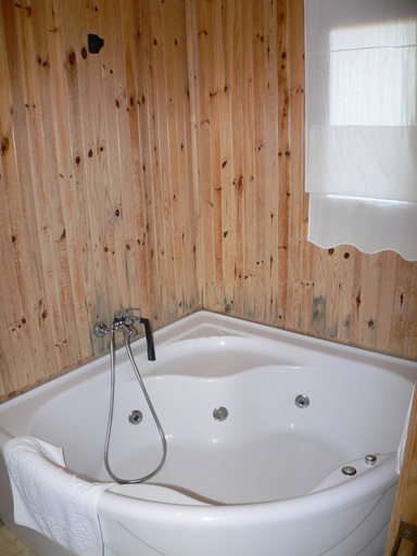 Bathroom 4, La Casona, Cáceres
