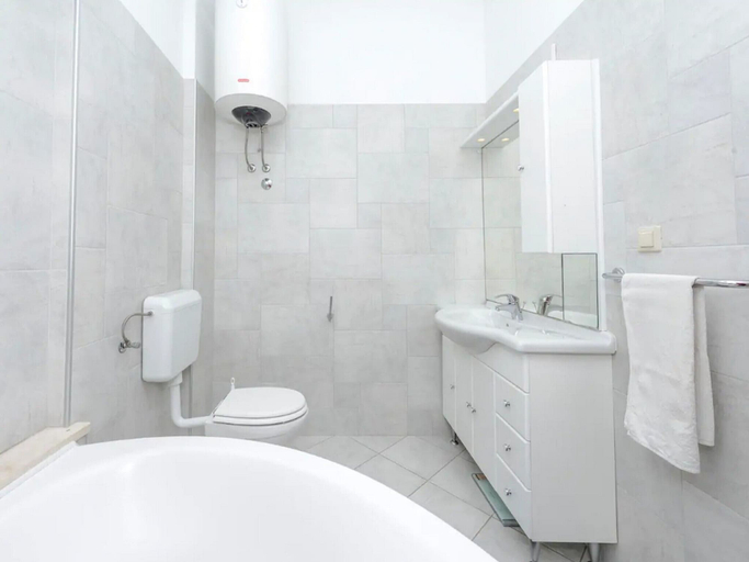 Bathroom 4, Holiday Home Casa Anka, Pojezerje