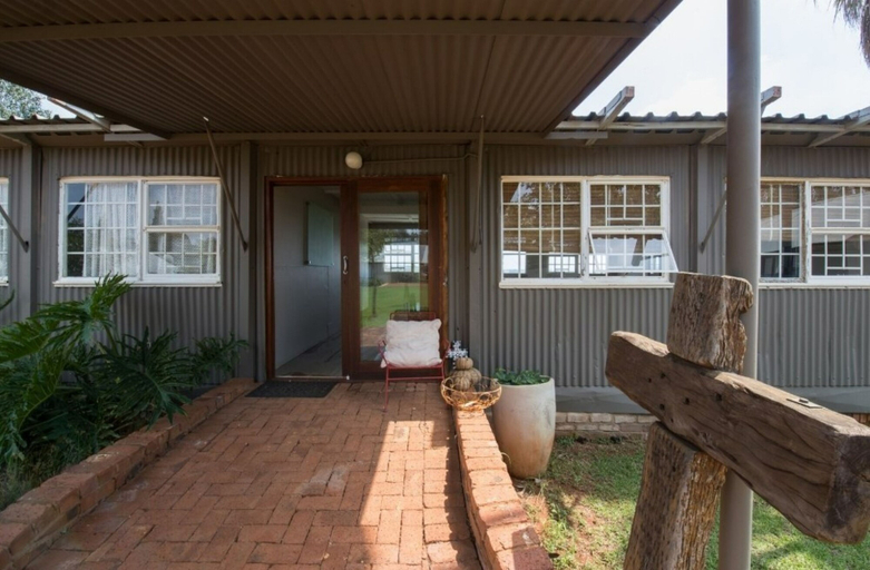 Exterior & Views 2, Three Thymes Inn, City of Tshwane