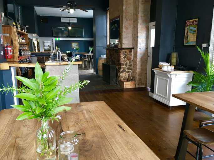 Others 4, Healesville Grand Hotel, Yarra Ranges - North